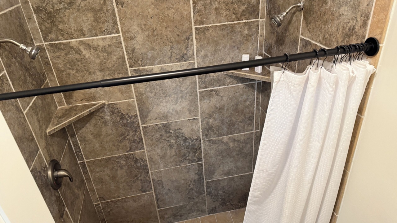 Photo of Bathroom in Fernandina Beach