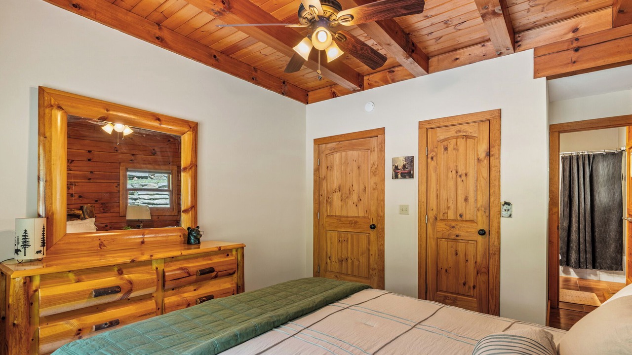 Photo of Bedroom in Waynesville