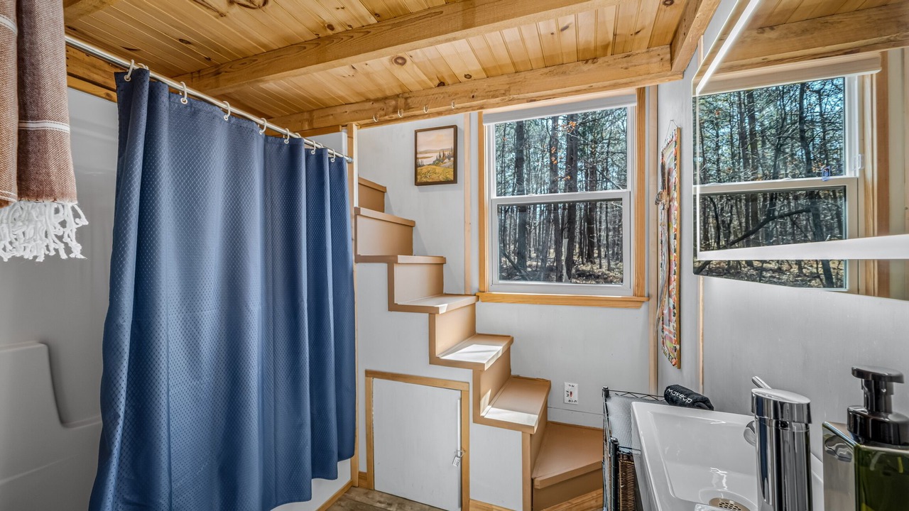 Photo of Bathroom in Mentone