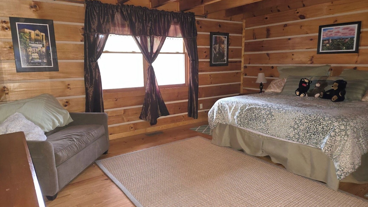 Photo of Bedroom in Mars Hill