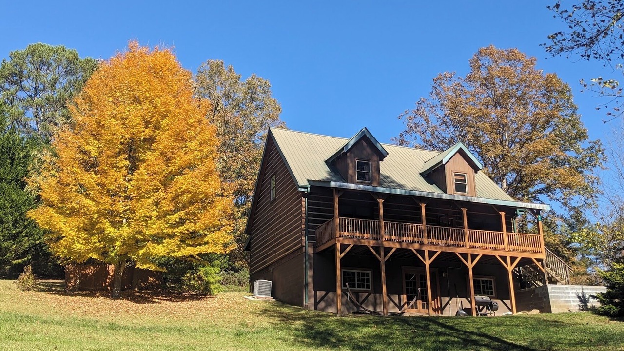 Photo of Outdoor in Mars Hill