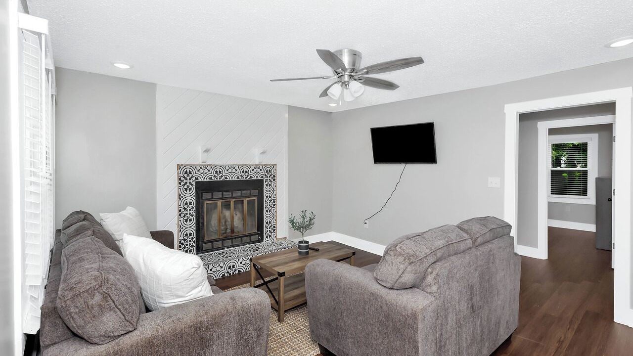 Photo of Livingroom in Normal