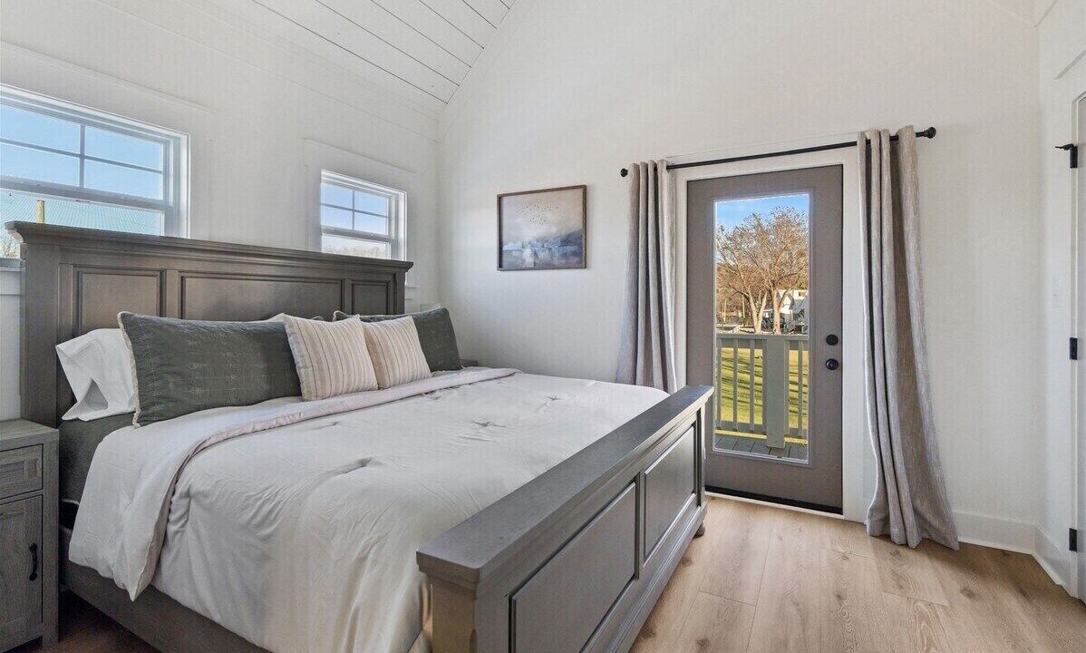 Photo of Bedroom in Guntersville