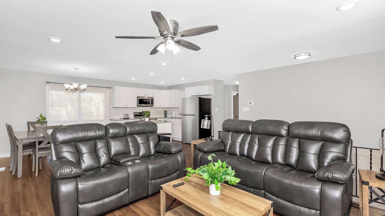 Photo of Livingroom in Huntsville
