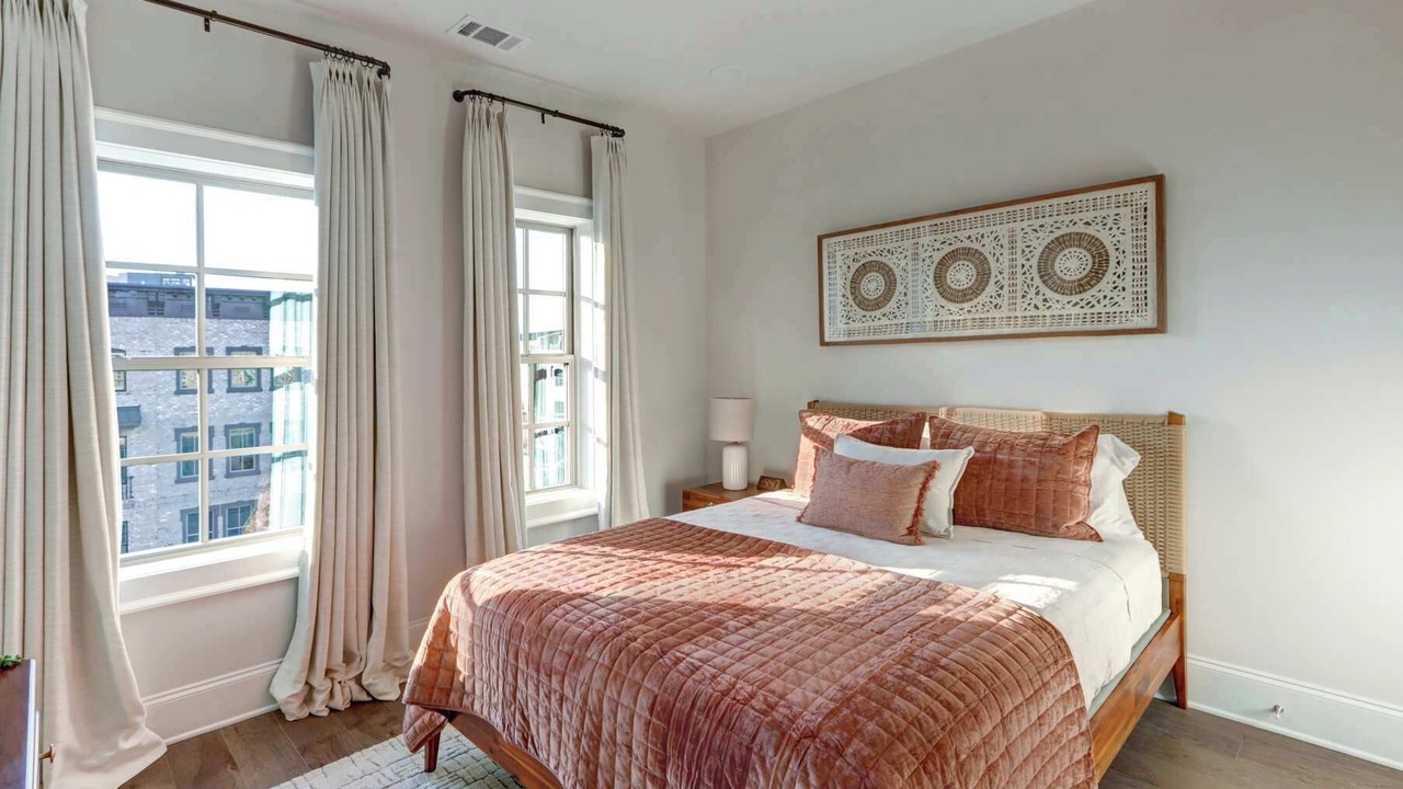 Photo of Bedroom in Hitch Village - Fred Wessels Homes