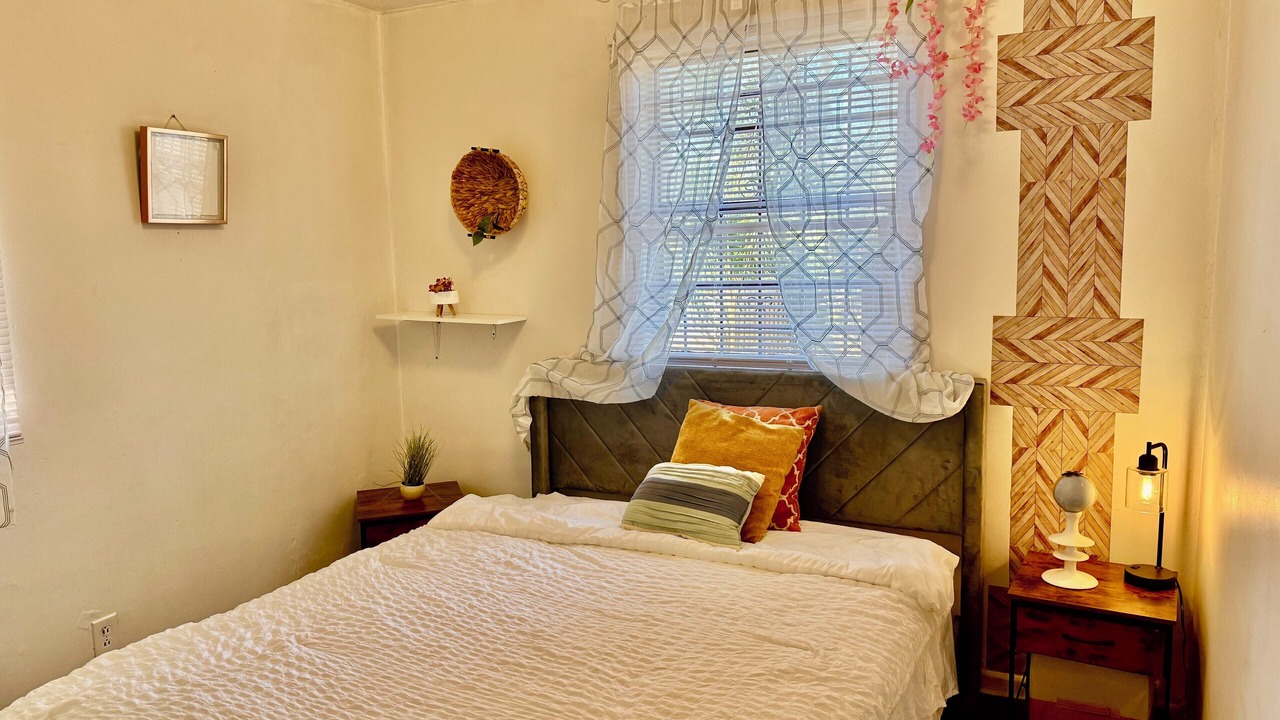 Photo of Bedroom in Urban Core