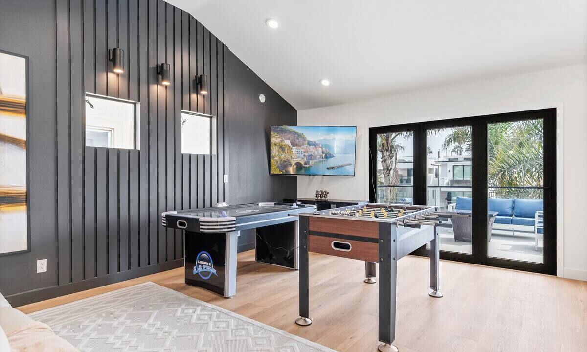 Photo of Bedroom in Huntington Beach