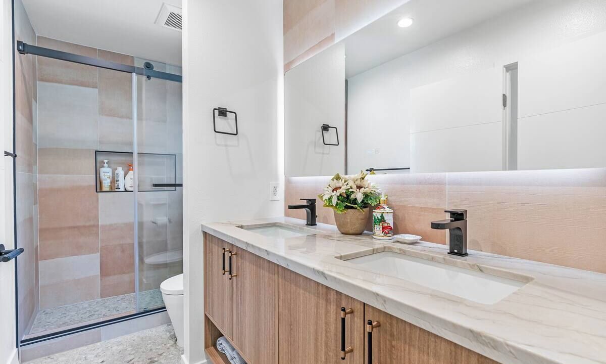 Photo of Bathroom in Huntington Beach