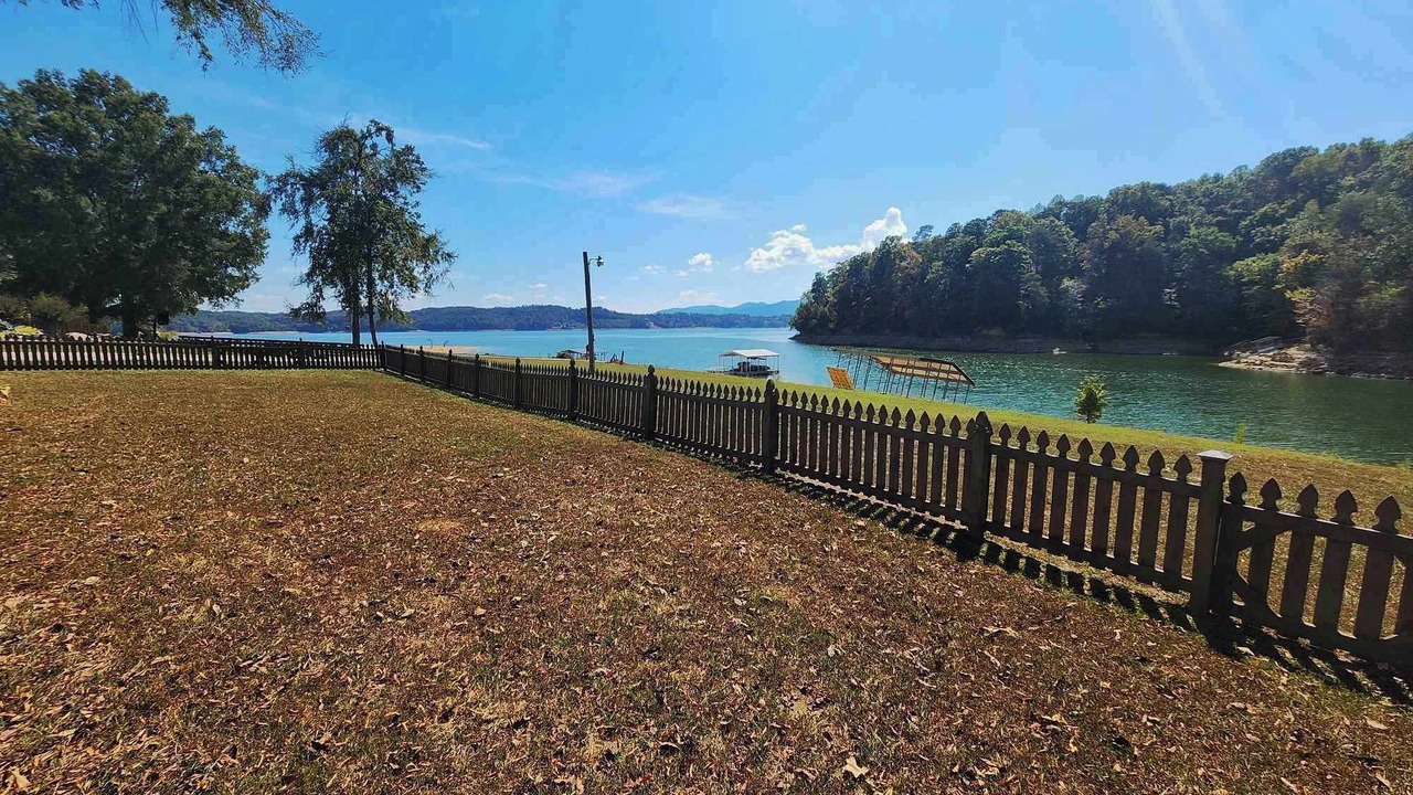 Photo of Outdoor in Dandridge