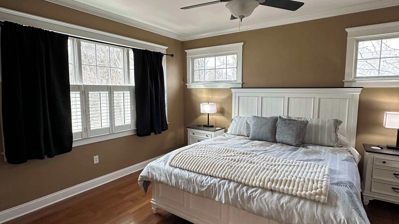 Photo of Bedroom in Dandridge