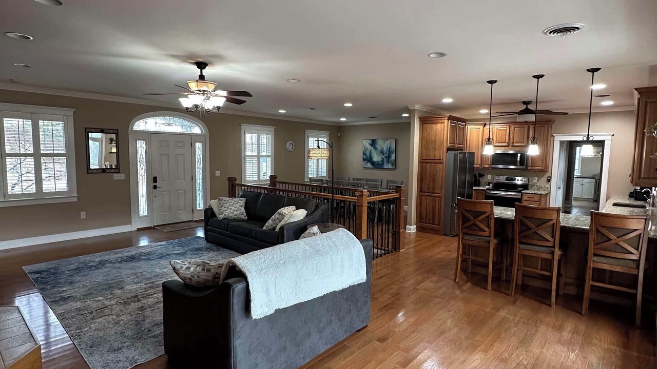 Photo of Livingroom in Dandridge