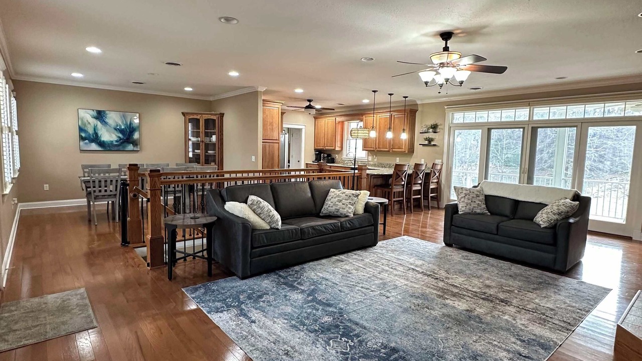 Photo of Livingroom in Dandridge