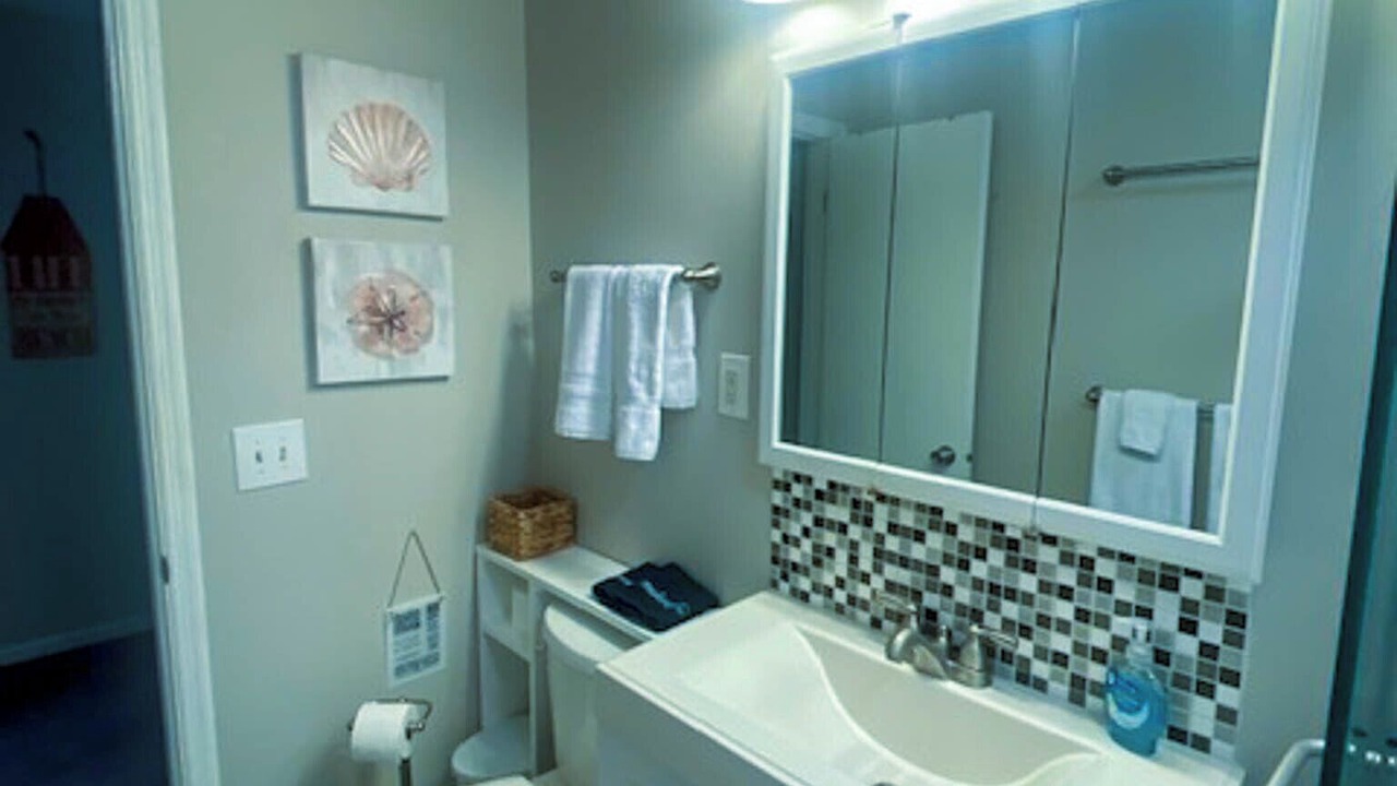Photo of Bathroom in King City