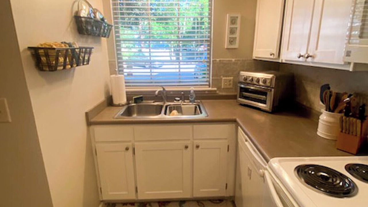 Photo of Kitchen in King City
