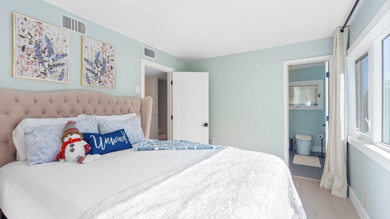 Photo of Bedroom in Oldsmar