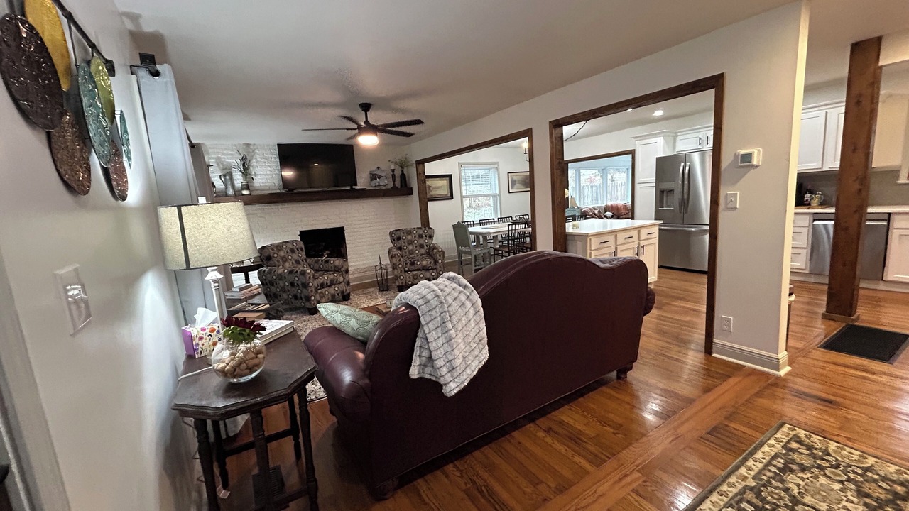 Photo of Livingroom in Trenton