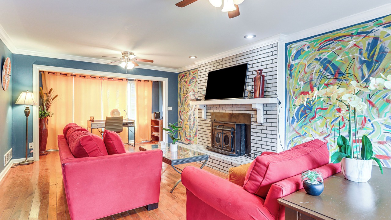 Photo of Livingroom in Riverdale