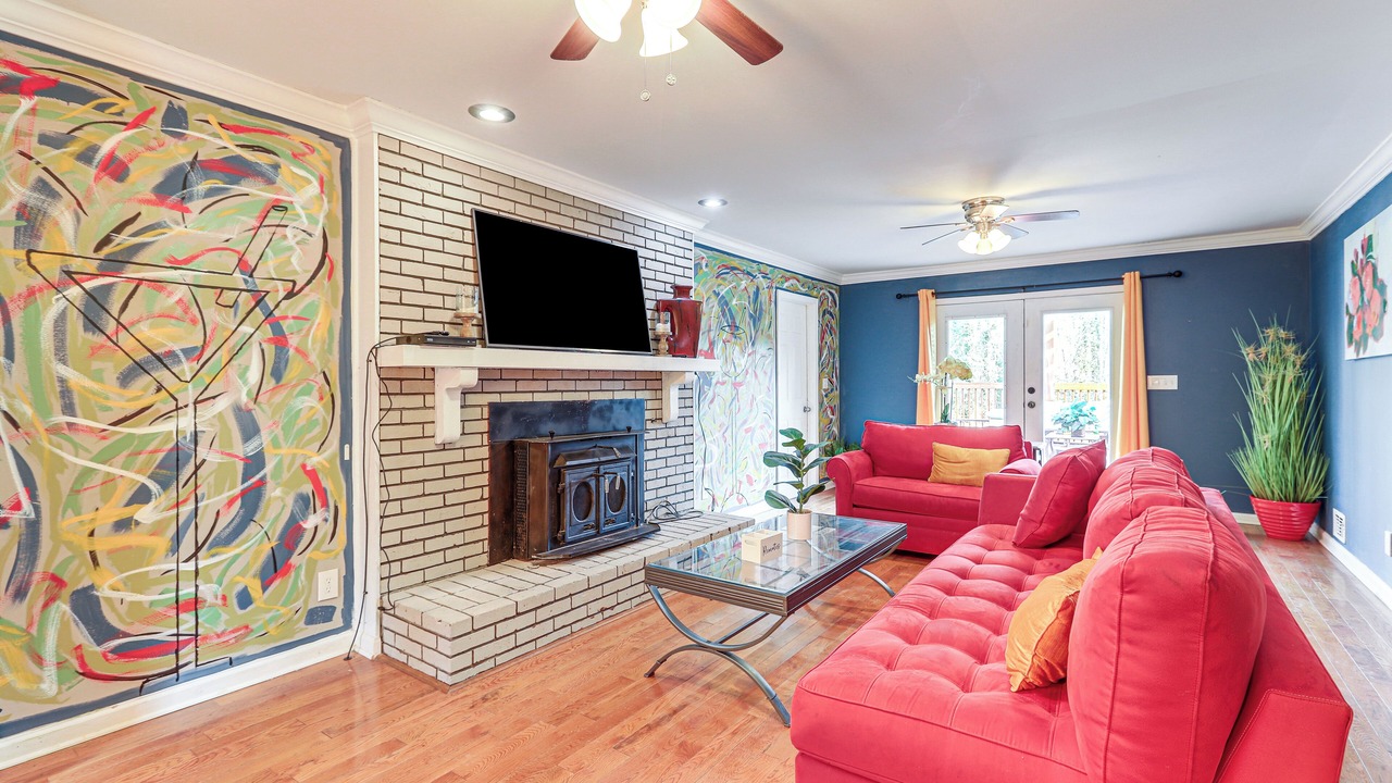 Photo of Livingroom in Riverdale