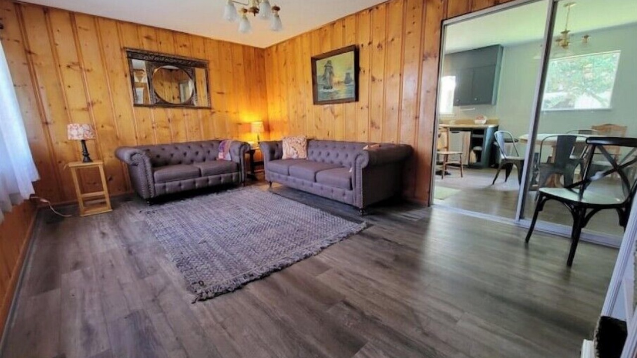 Photo of Livingroom in Laceys Spring