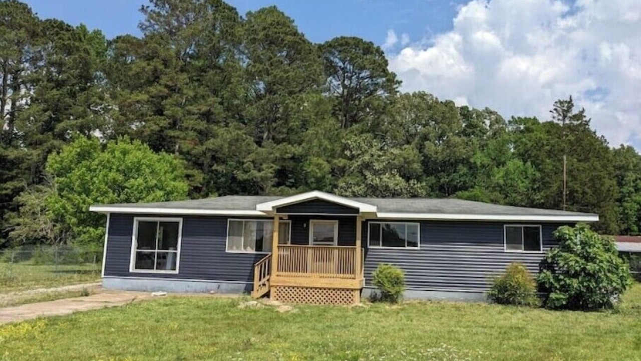 Photo of Outdoor in Laceys Spring