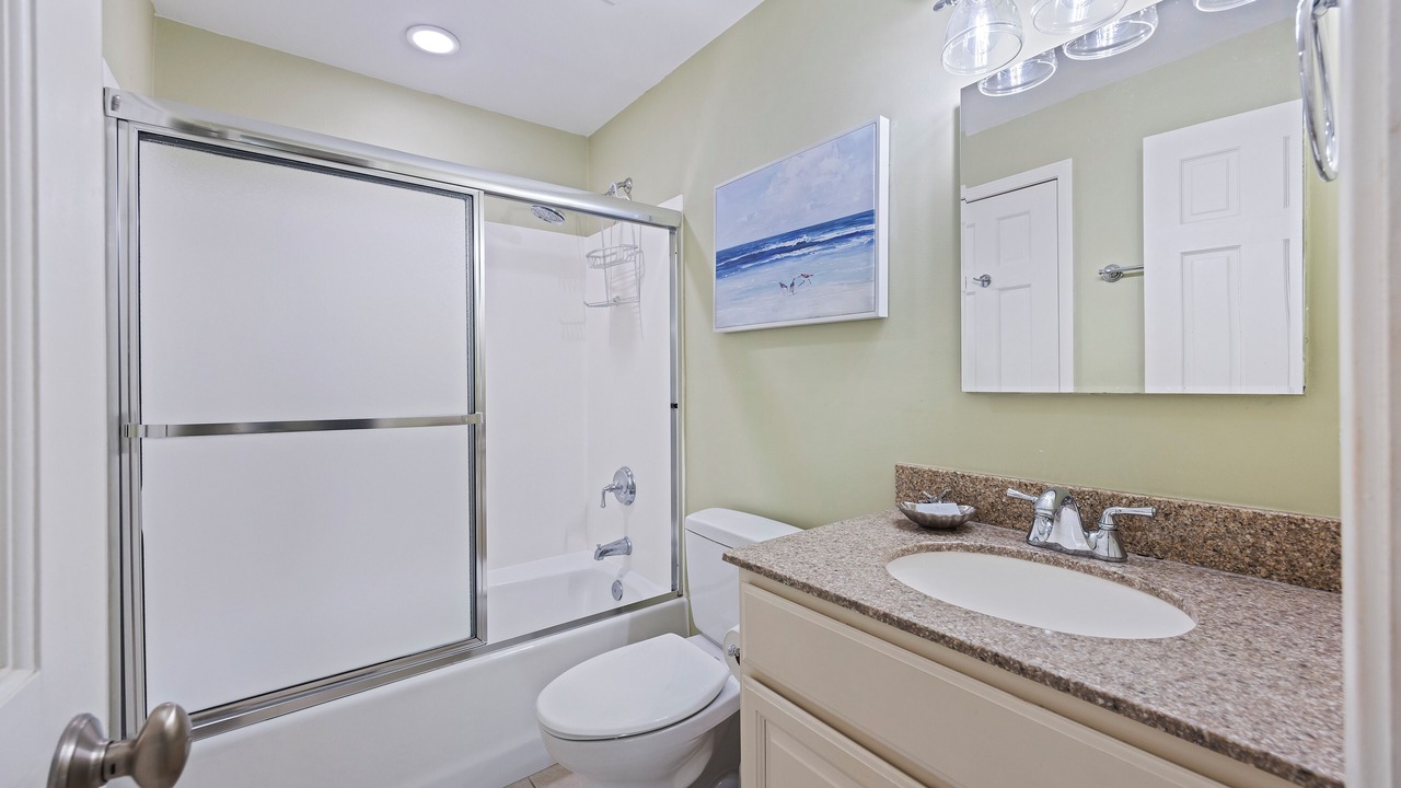 Photo of Bathroom in Sealoft Villas