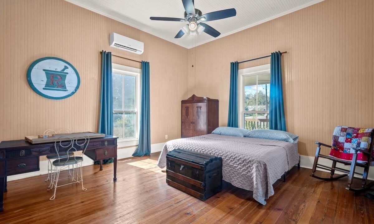 Photo of Bedroom in Metter