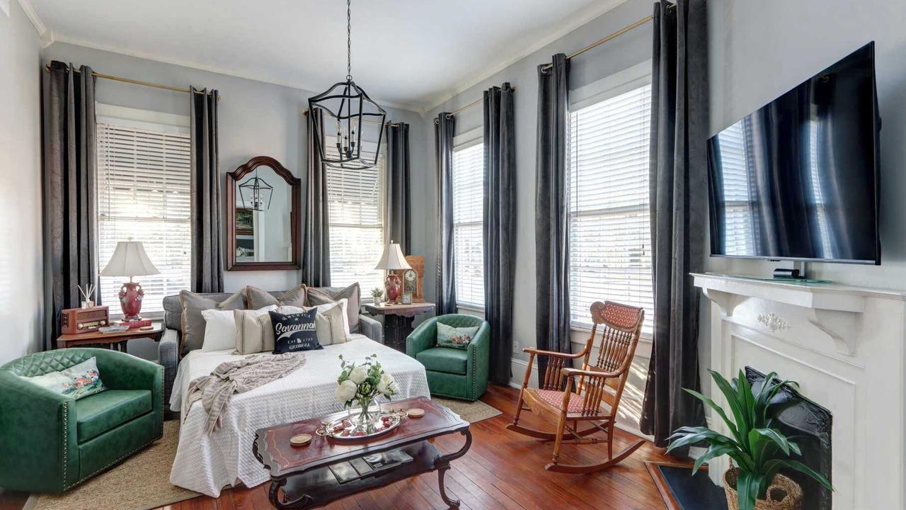 Photo of Livingroom in Hitch Village - Fred Wessels Homes