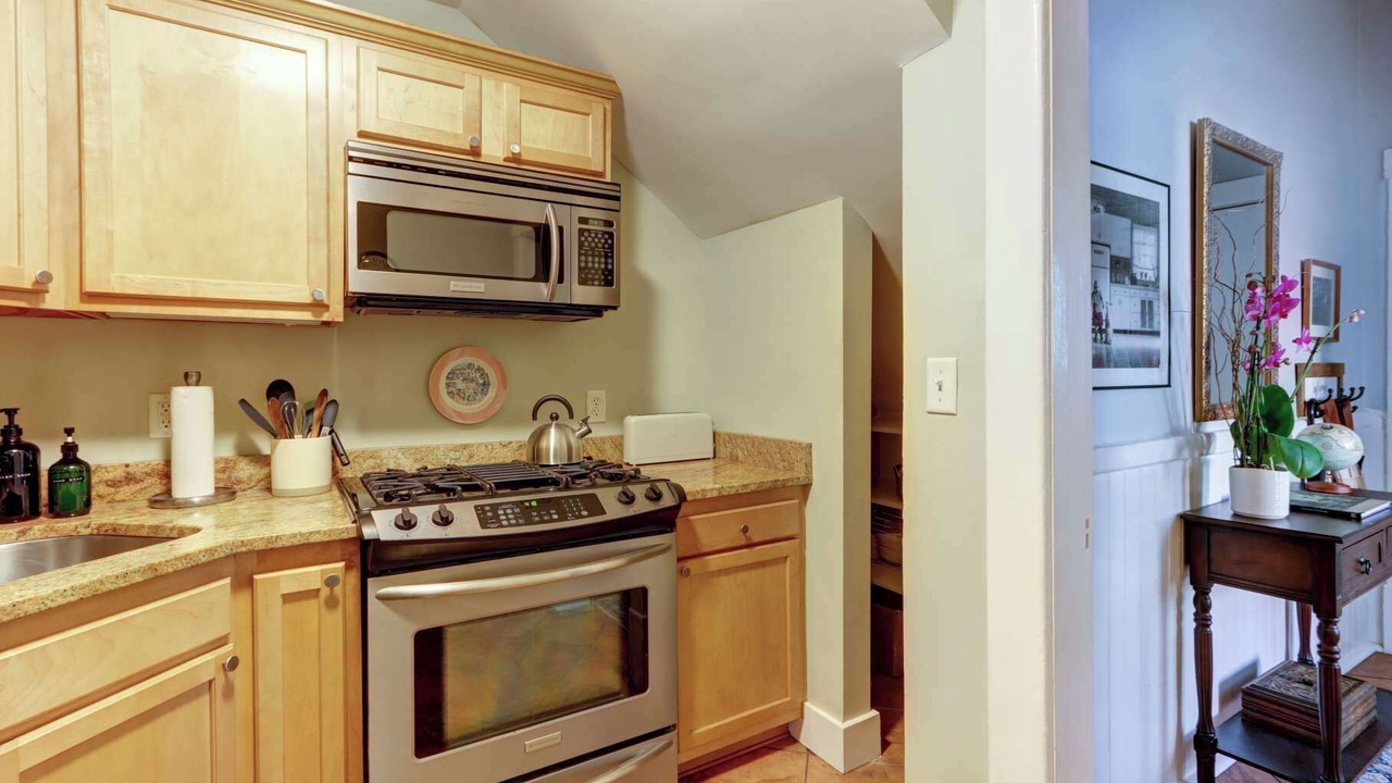 Photo of Kitchen in Hitch Village - Fred Wessels Homes