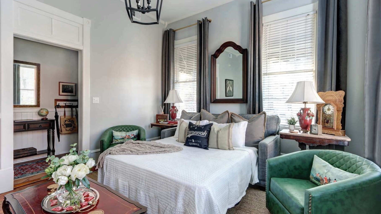 Photo of Bedroom in Hitch Village - Fred Wessels Homes