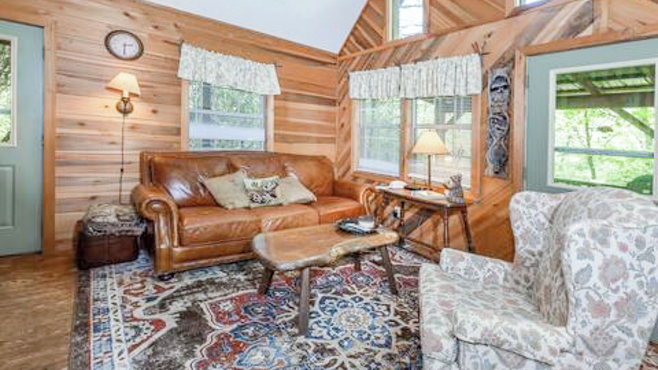 Photo of Livingroom in Lake Toxaway