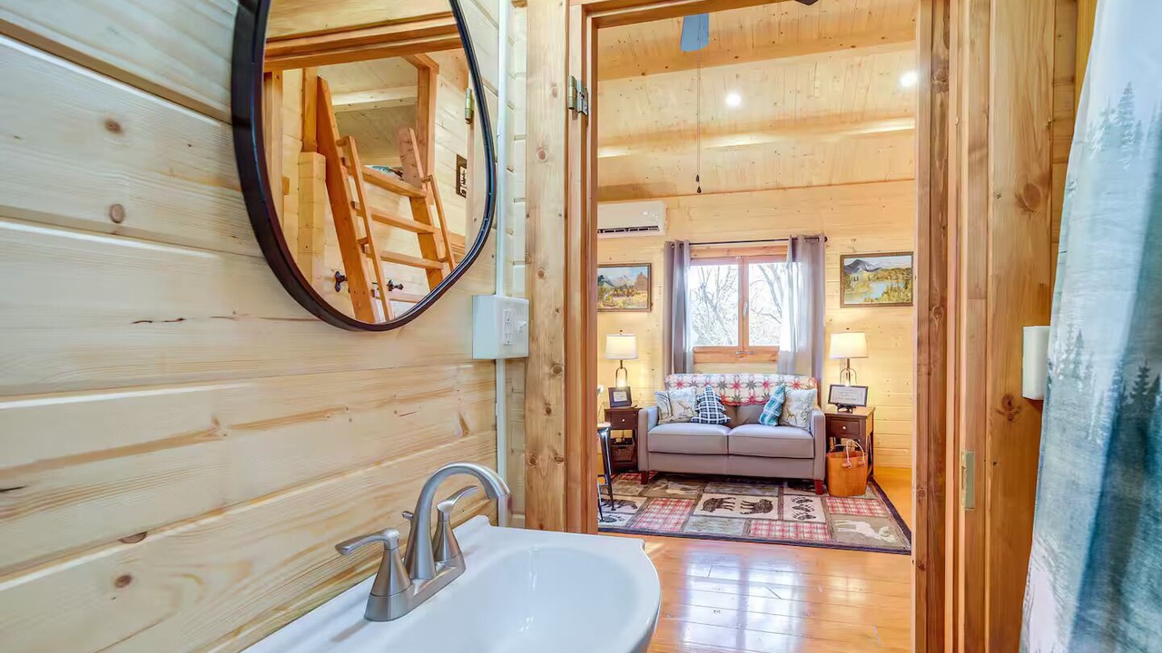 Photo of Bathroom in Waynesville