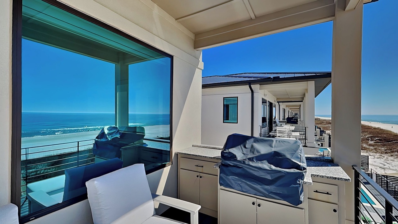 Photo of Patio Balcony in Ono Island