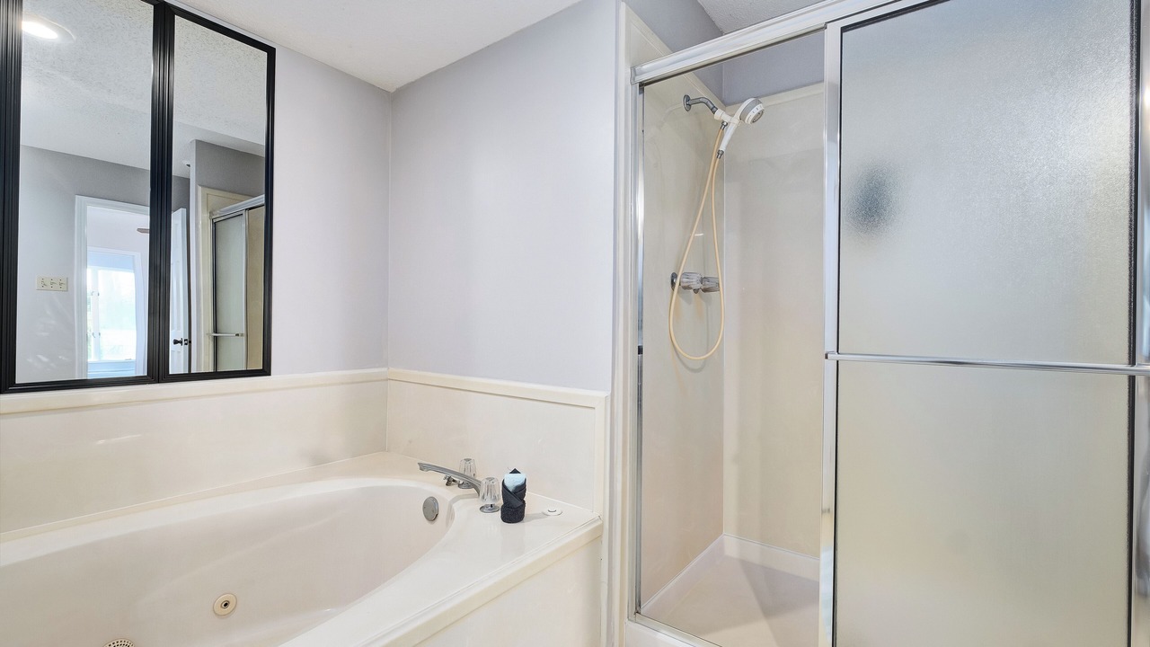 Photo of Bathroom in Dauphin Island