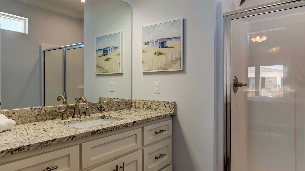 Photo of Bathroom in Dauphin Island