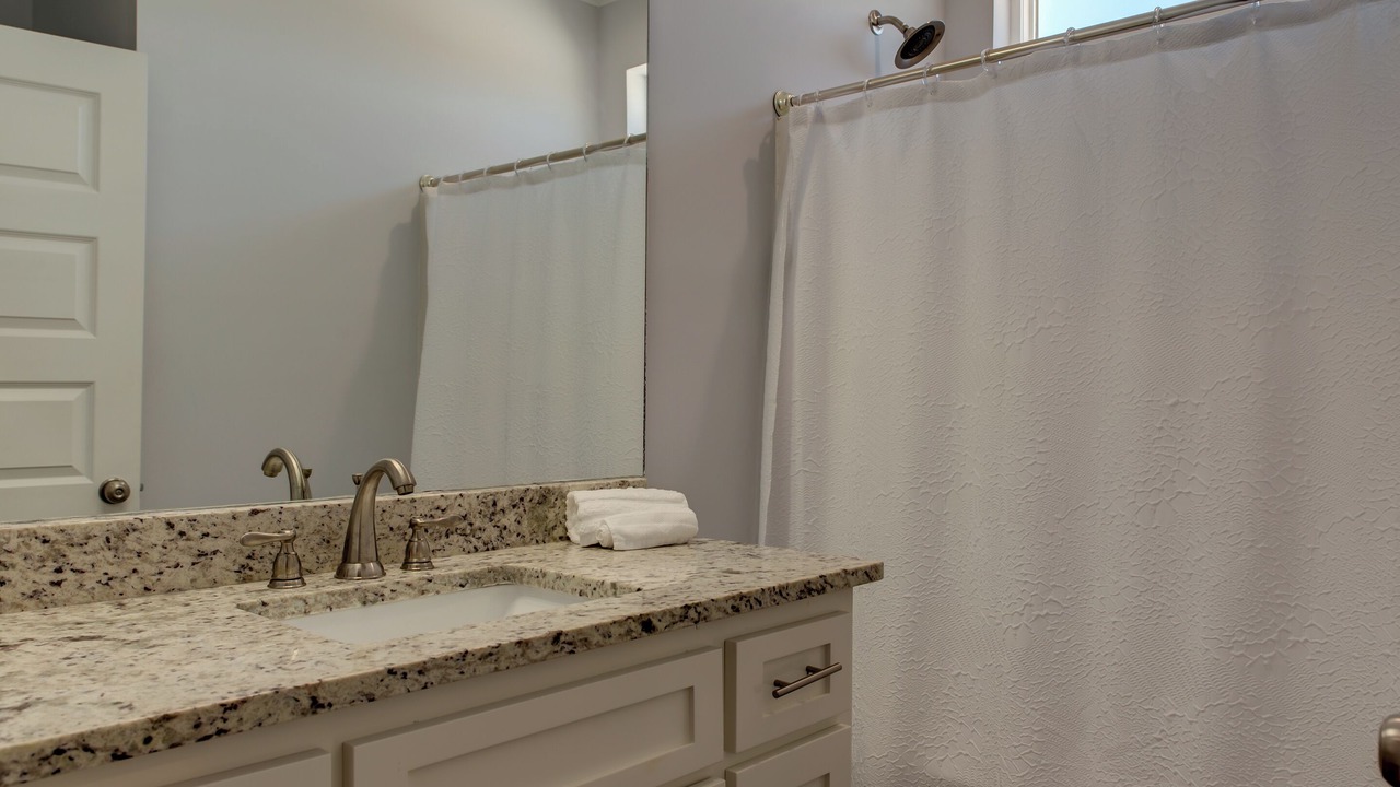 Photo of Bathroom in Dauphin Island