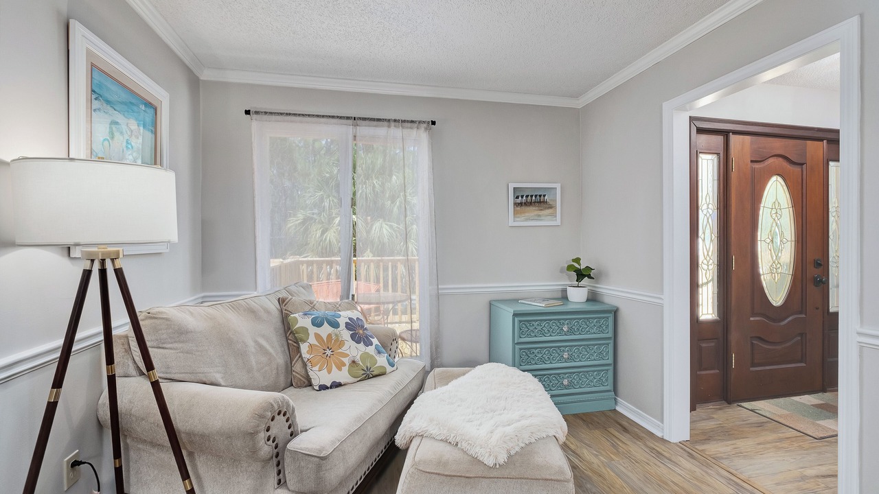 Photo of Livingroom in Dauphin Island