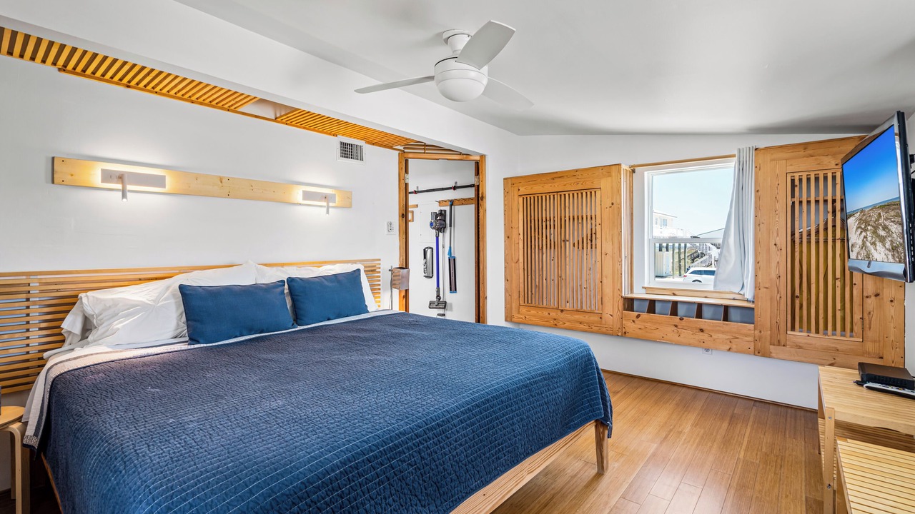 Photo of Bedroom in Dauphin Island