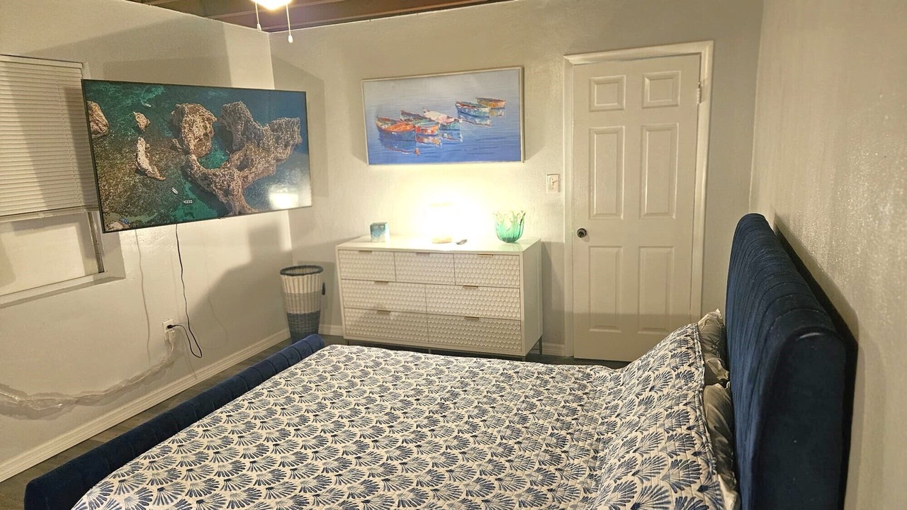 Photo of Bedroom in Riviera Beach