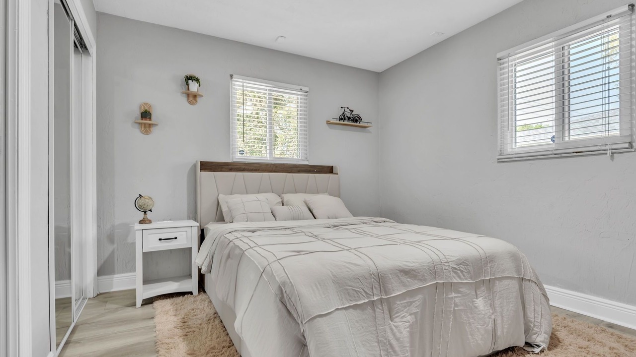 Photo of Bedroom in Florida Shores
