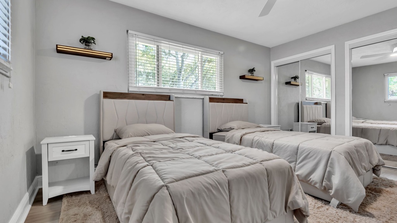 Photo of Bedroom in Florida Shores