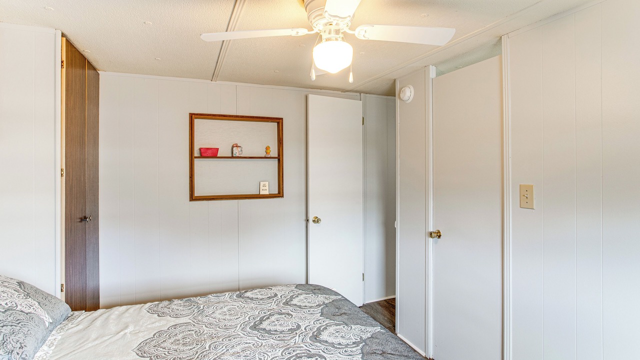 Photo of Bedroom in Hollands Landing