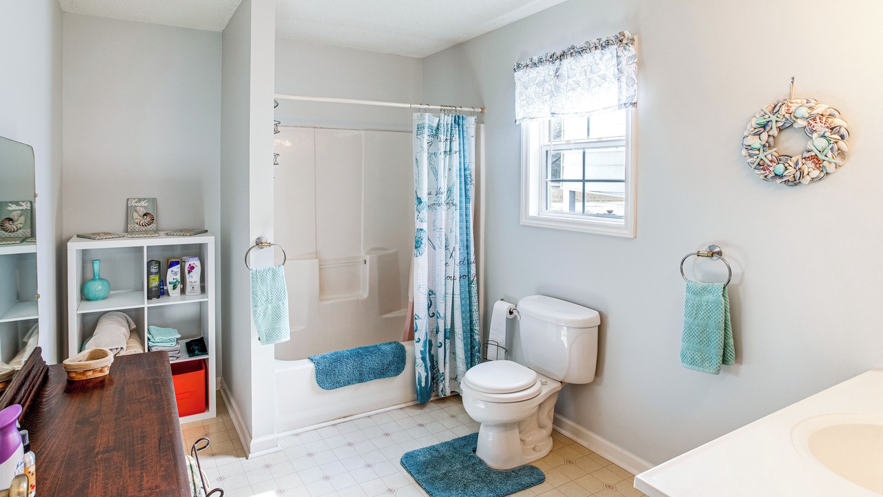 Photo of Bathroom in Hollands Landing