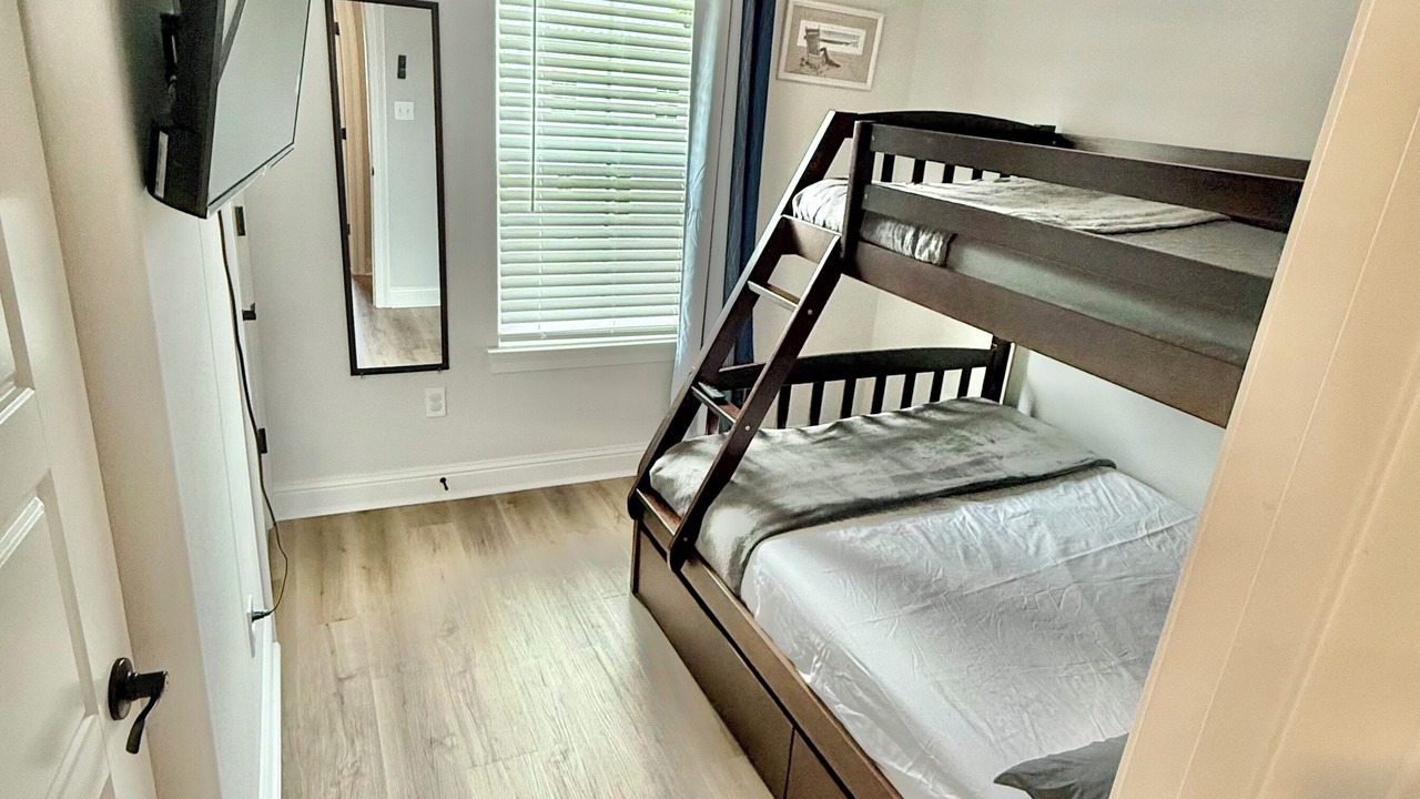 Photo of Bedroom in Gulfport