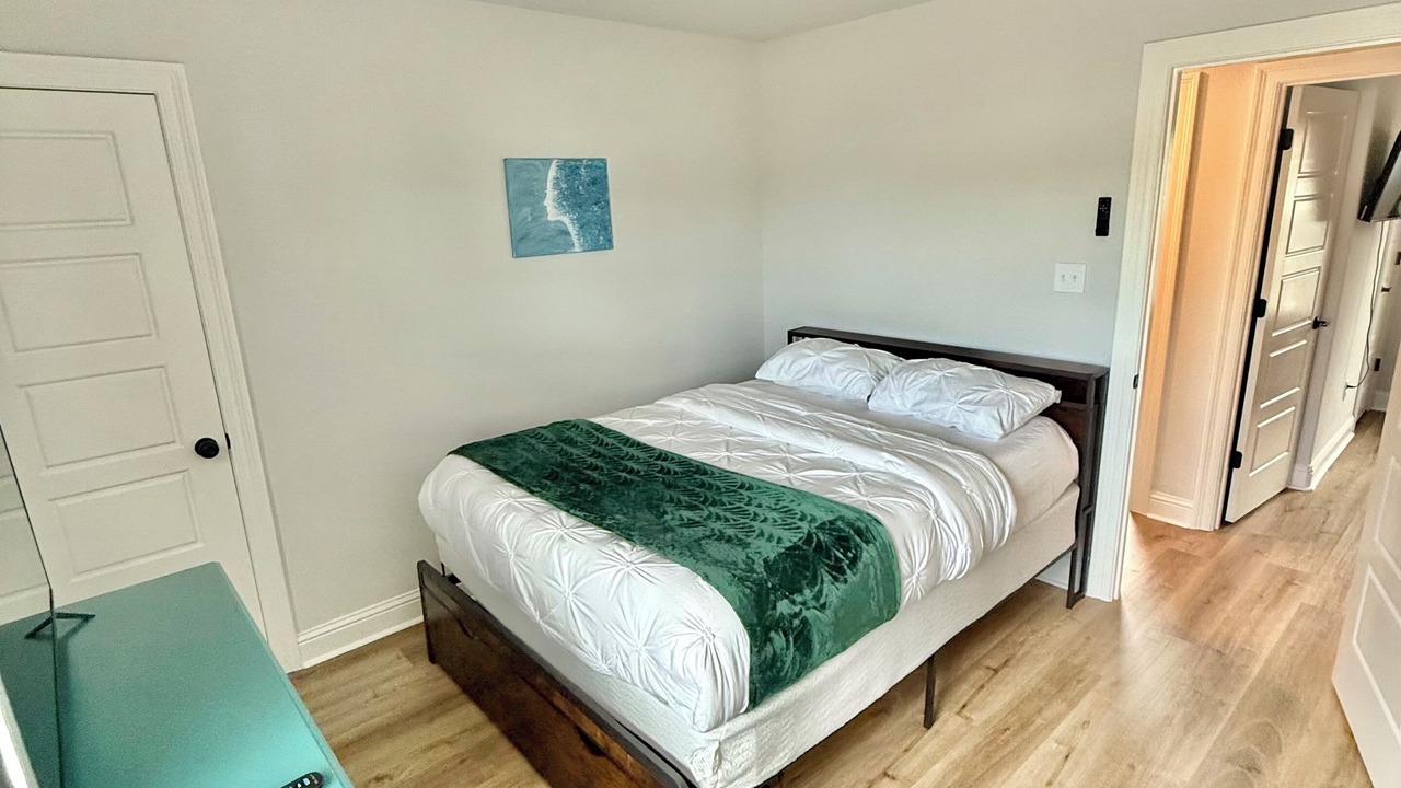 Photo of Bedroom in Gulfport