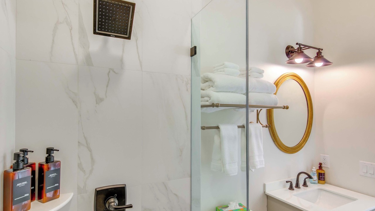 Photo of Bathroom in Glenville