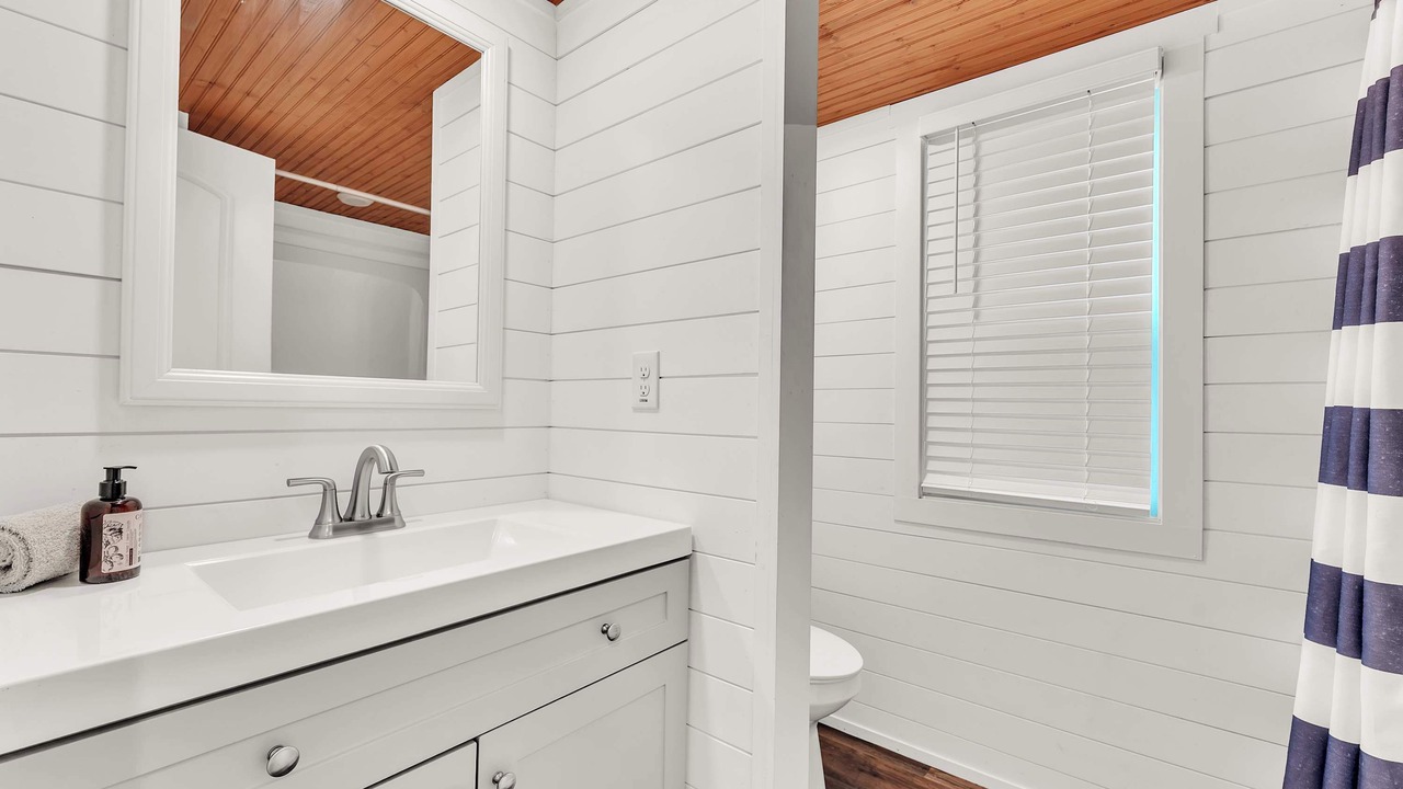 Photo of Bathroom in Menlo