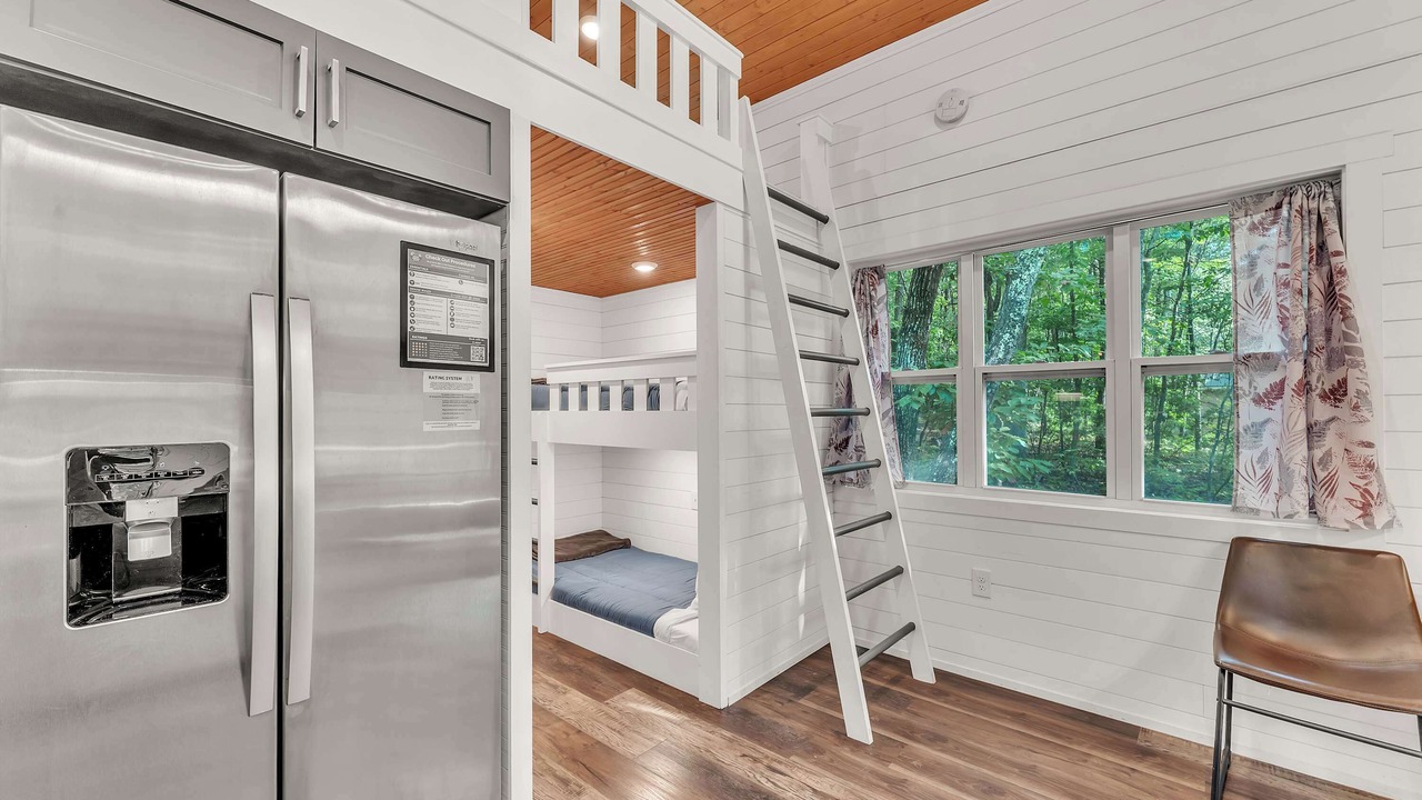Photo of Bedroom in Menlo