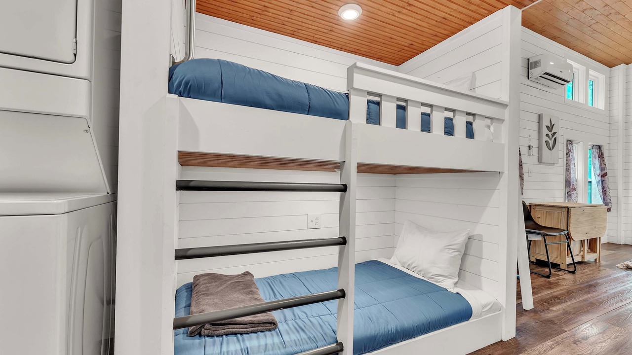 Photo of Bedroom in Menlo