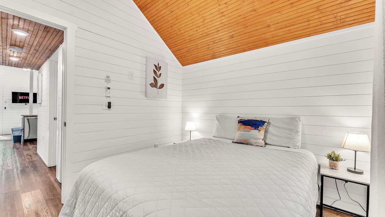 Photo of Bedroom in Menlo