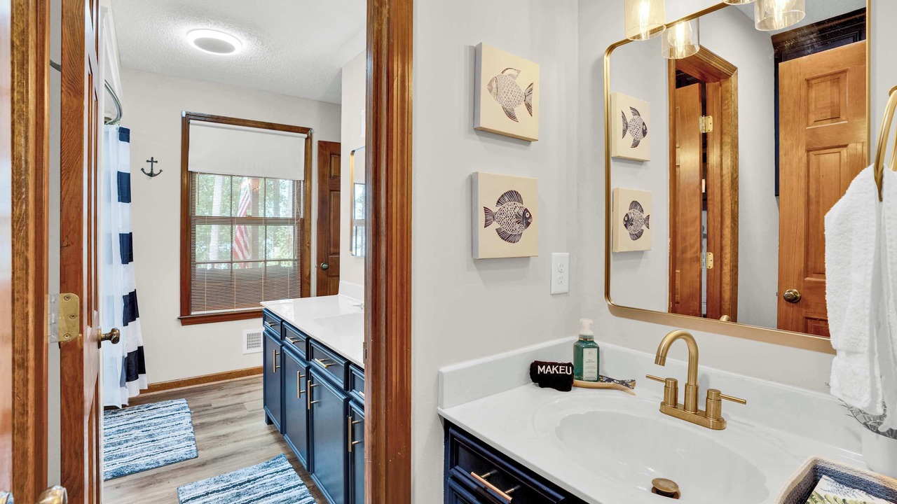 Photo of Bathroom in Leesville